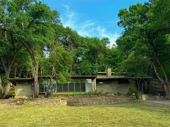 1934  Kessler Parkway , Dallas Texas 75208