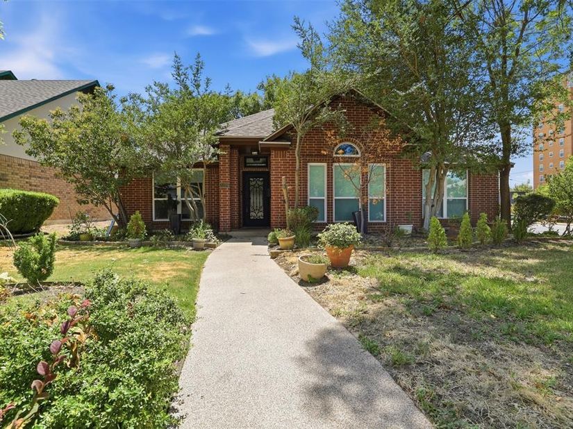 2229  Weatherbee Street , Fort Worth Texas 76110