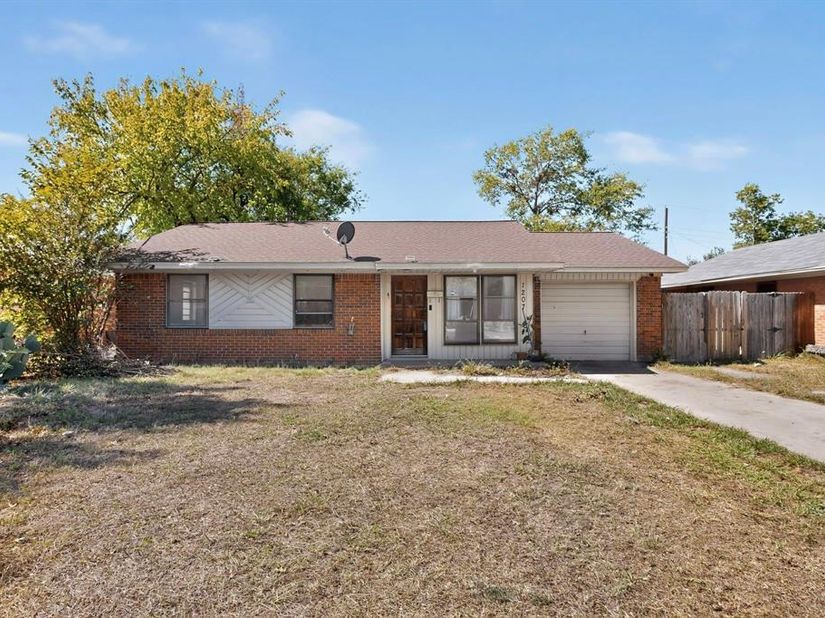 1207  Lorraine Lane , Mesquite Texas 75149