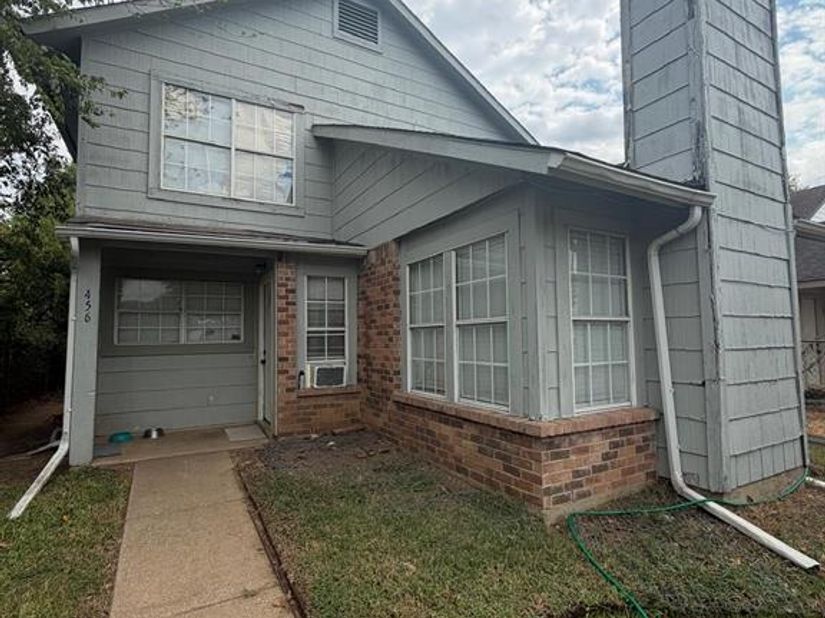 456  Pleasant Meadows Lane , Dallas Texas 75217
