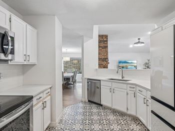 322  Valley Spring Drive 