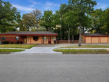 801  Paula Street 