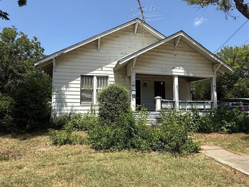 1107  Anthony Street , McKinney Texas 75069