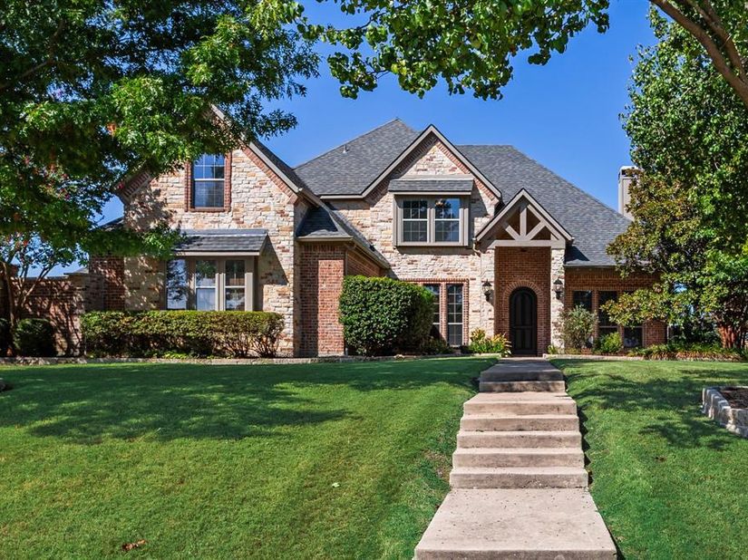 148  Stoneleigh Drive , Heath Texas 75032