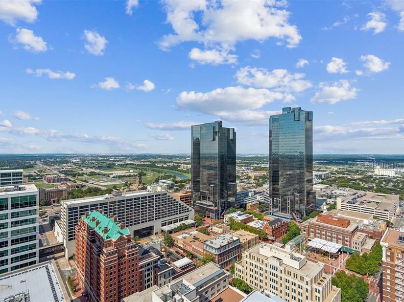 500  Throckmorton Street  2702, Fort Worth Texas 76102