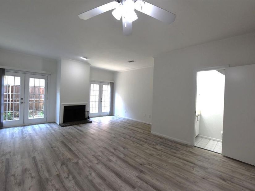 2727  Shelby Avenue  M, Dallas Texas 75219