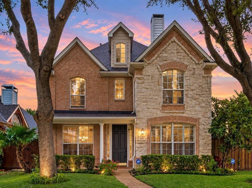 1125  Stone Gate Drive , Irving Texas 75063