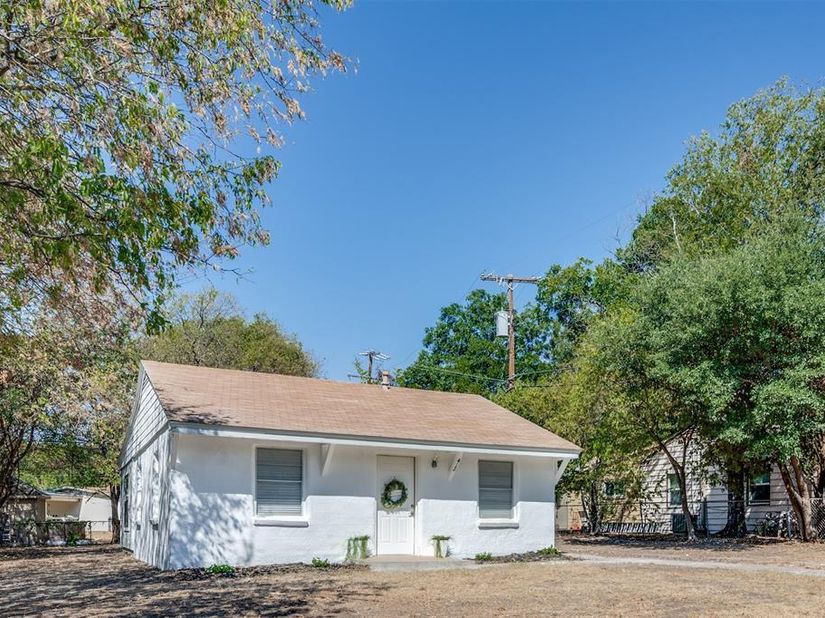 412 S Redford Lane , White Settlement Texas 76108