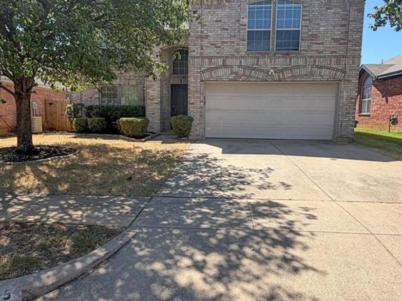 605  Prairie Gulch Drive , Fort Worth Texas 76140