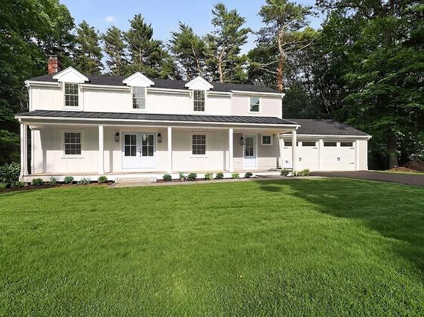 15 Pioneer Rd, Hingham MA 02043