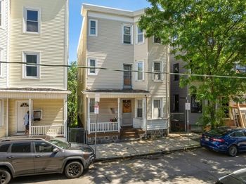 25 Howell St