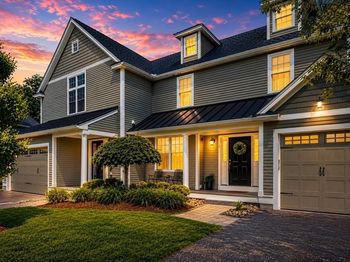 5 Clarks Hill Ln