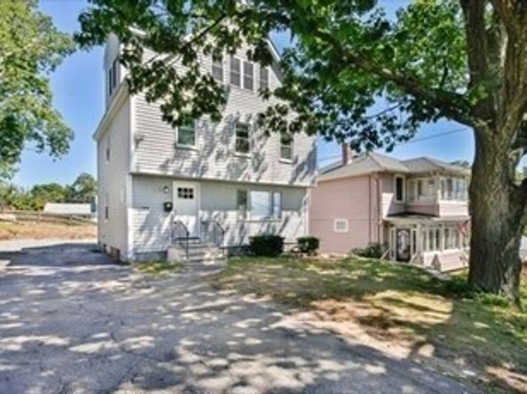 77 Rock Glen Rd, Medford MA 02155