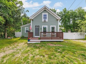 92 Oak Ave