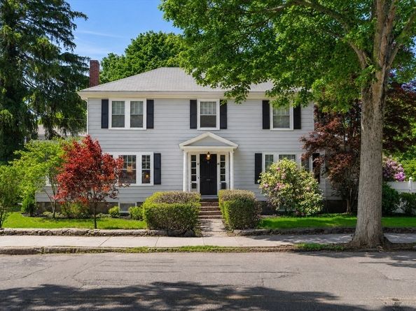 67 Humphrey St, Marblehead MA 01945