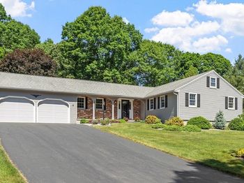 27 Cheryl Ann Dr