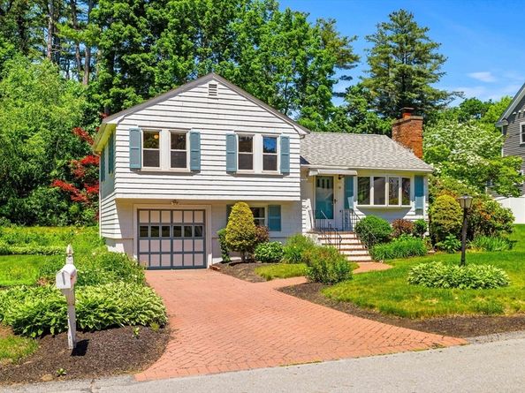 15 Pleasant St, Burlington MA 01803