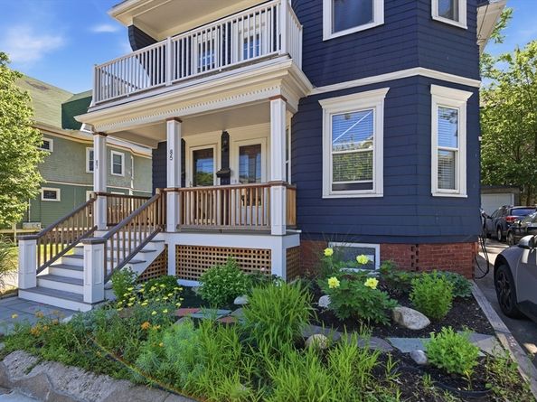 87 Winthrop St 87, Medford MA 02155
