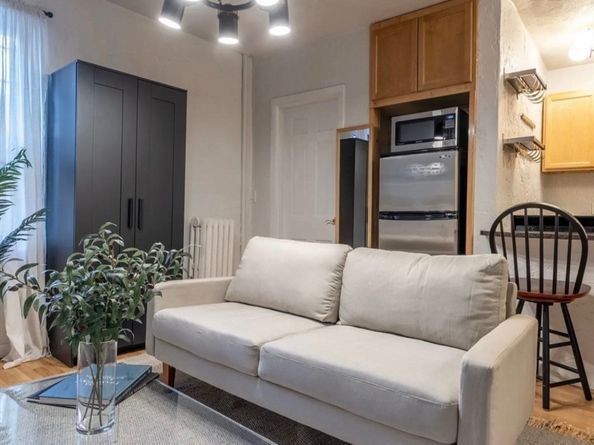 7 Primus Avenue 76, Boston MA 02114