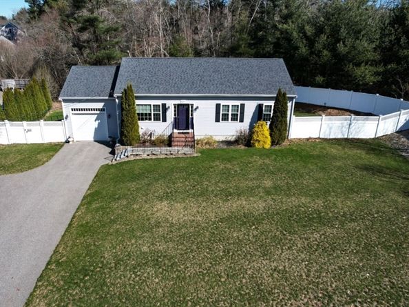 1677 Plymouth St, Bridgewater MA 02324