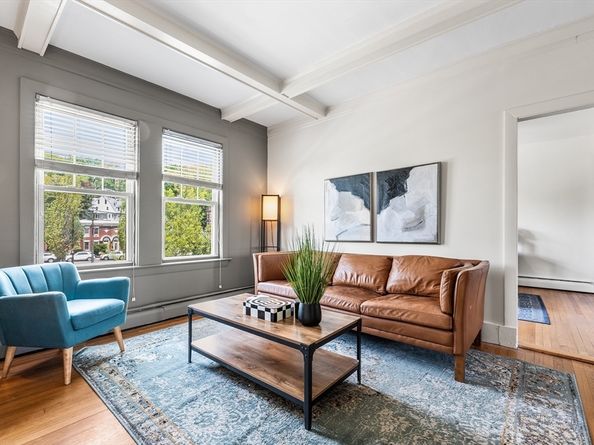 1738 Commonwealth Ave 4, Boston MA 02135