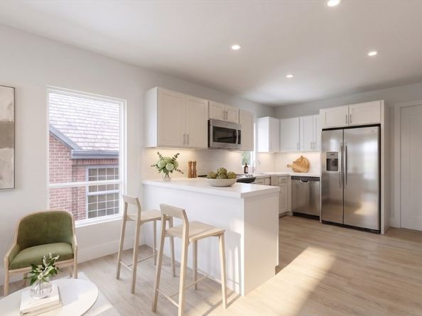 272 Cross St 4, Malden MA 02148