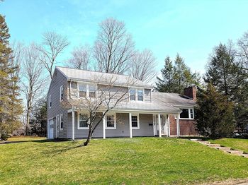 1 Louise St