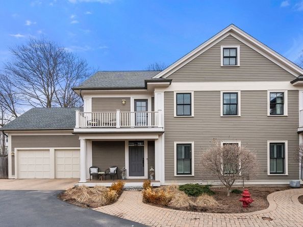 75 Auburn St, Newton MA 02466
