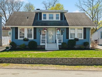 19 Lake Shore Dr