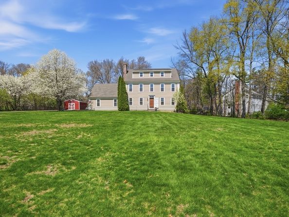9 Cole Road, Sterling MA 01564