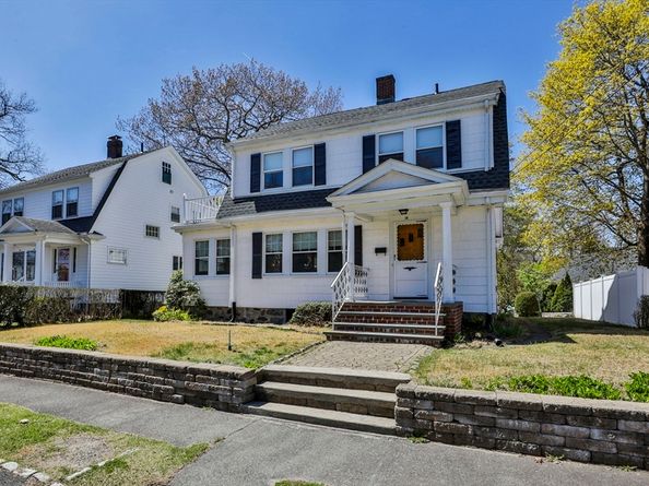 14 Crown St, Milton MA 02186