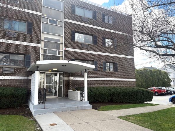 18 Glencoe Street 48, Boston MA 02135