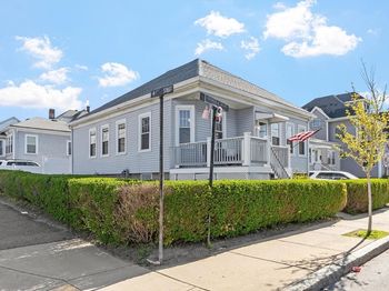 75 Fernwood Avenue
