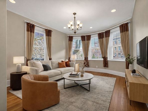 164 Strathmore R 4, Boston MA 02135