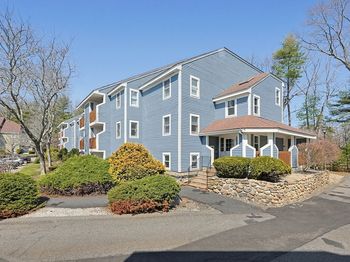 112 Heritage Dr