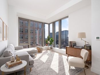 135 Seaport Blvd