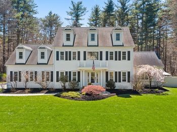 7 Daniel Shays Rd