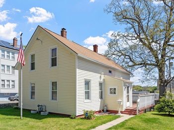 28 Lakewood St