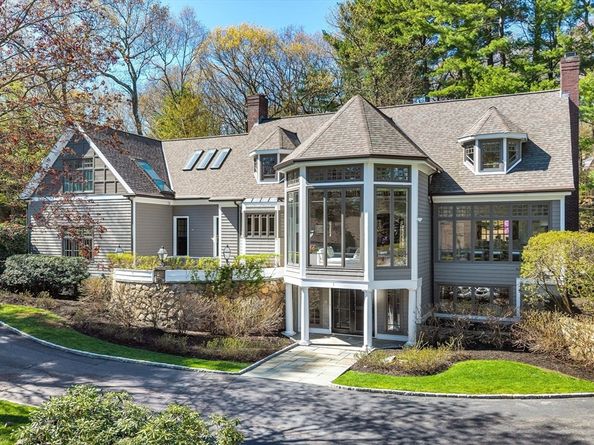1 Graystone Ln, Weston MA 02493