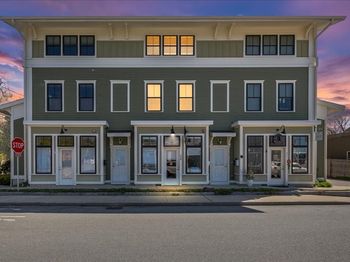 23 Spruce St