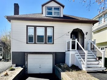 13 Wampatuck Rd