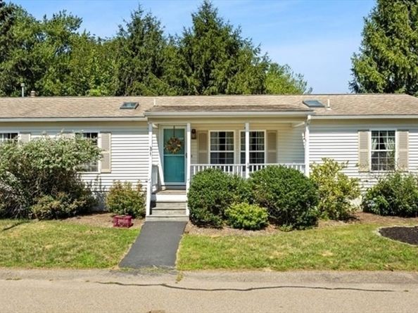 31 Fieldwood Dr, Bridgewater MA 02324
