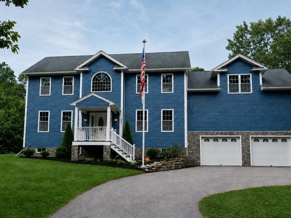368 Dudley Oxford Rd, Dudley MA 01571