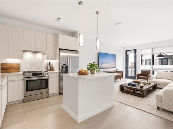 45 W 3rd St 413, Boston MA 02127