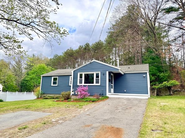 8 Reardon Rd, Hudson MA 01749