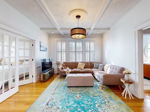 110 Bellingham St 3, Chelsea MA 02150