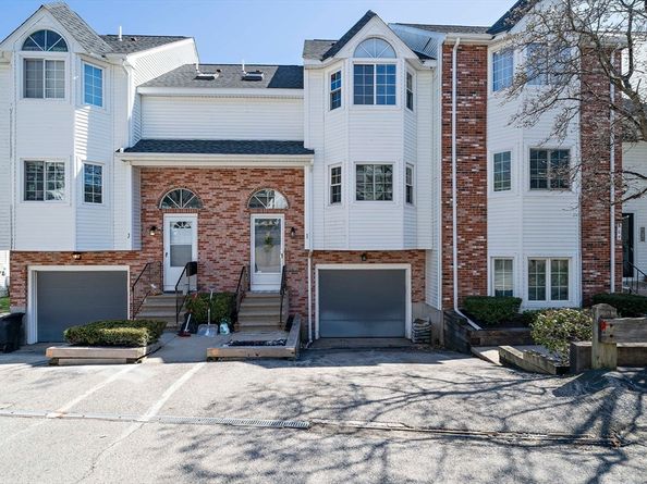 117 Tall Oaks Dr I, Weymouth MA 02190