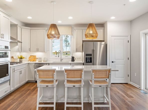 23 Emerald Run 14, Shrewsbury MA 01545
