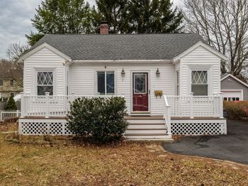6 Hayes Ave