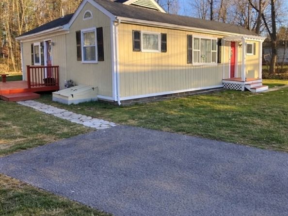27 Morgan Rd, Holbrook MA 02343
